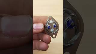 A 2N3055 transistor works like a solar panel A 2N3055 transistor works like a solar panel
