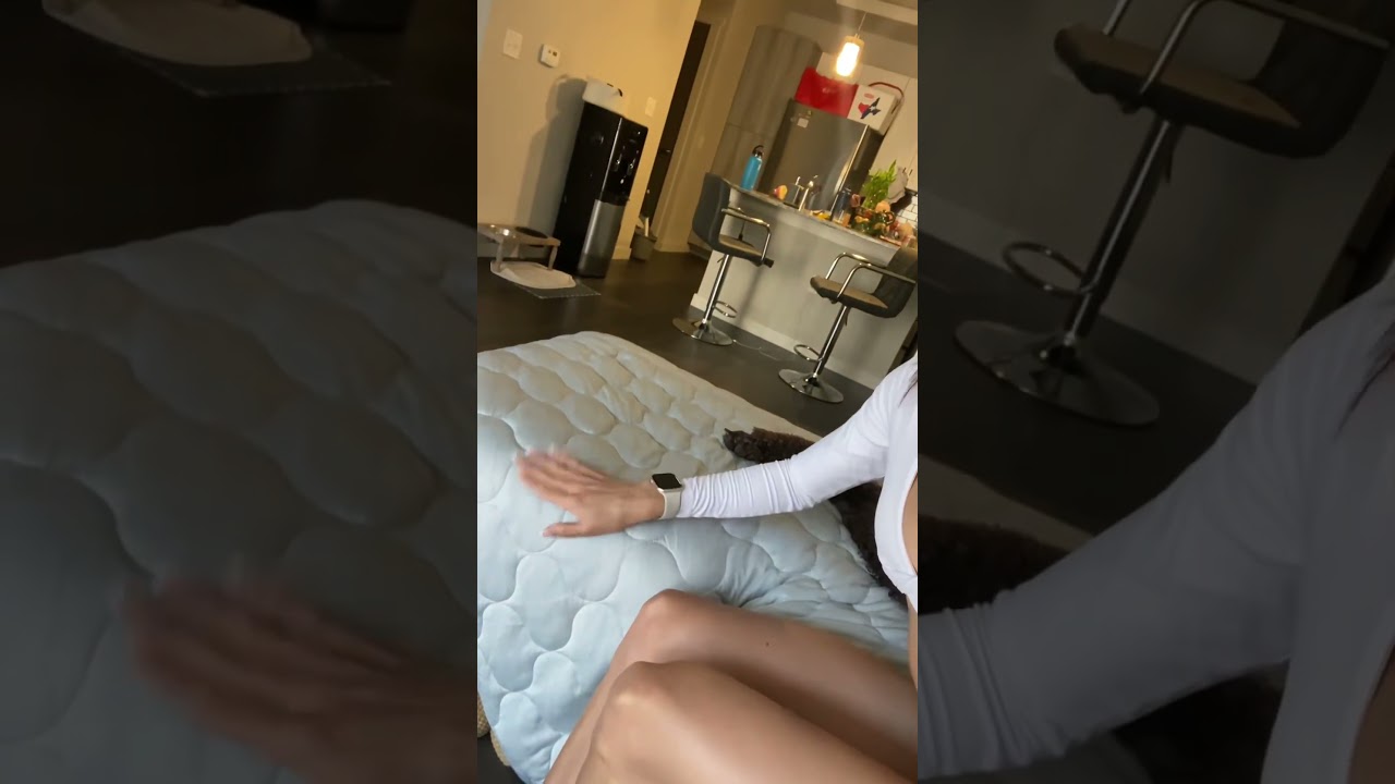 Stay Cool with This Amazing Weighted Blanket 