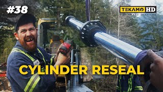 John Deere 200D LC Excavator Breakdown  Fixing A Hydraulic Oil Leak