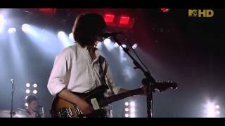 Arctic Monkeys - Crying Lightning [Live With Zane Lowe 2009] HD
