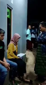viral  malam pergantian tahun !!! sepasang sejoli di grebeg warga  lagi w1k w1k  di malam tahun baru