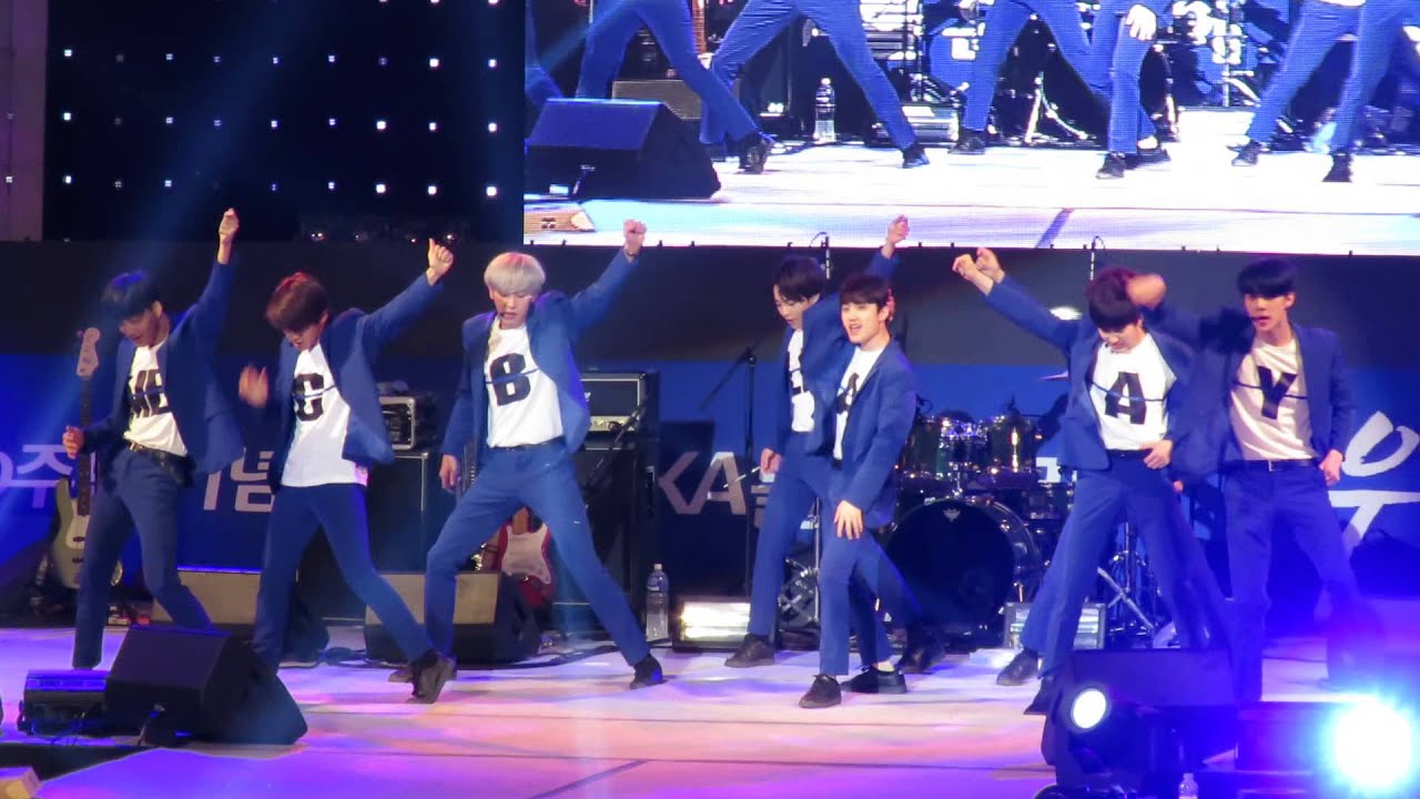150515 연세대학교 축제 AKARAKA 아카라카 EXO 엑소 - CALL ME BABY 콜미베이비 직캠