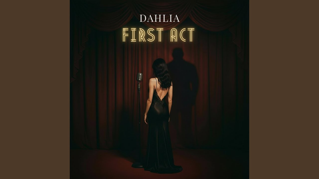 DAHLIA "Leather & Lace" - Un sussurro sensuale tra forza e fragilità