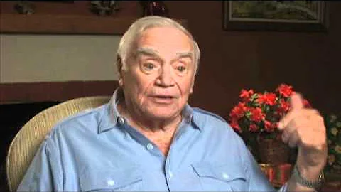 Ernest Borgnine discusses co-starring on "The Single Guy" - EMMYTVLEGENDS.ORG