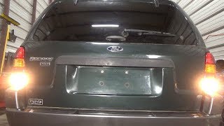 Backup light  bulb replacement (2001-2007 Ford Escape)