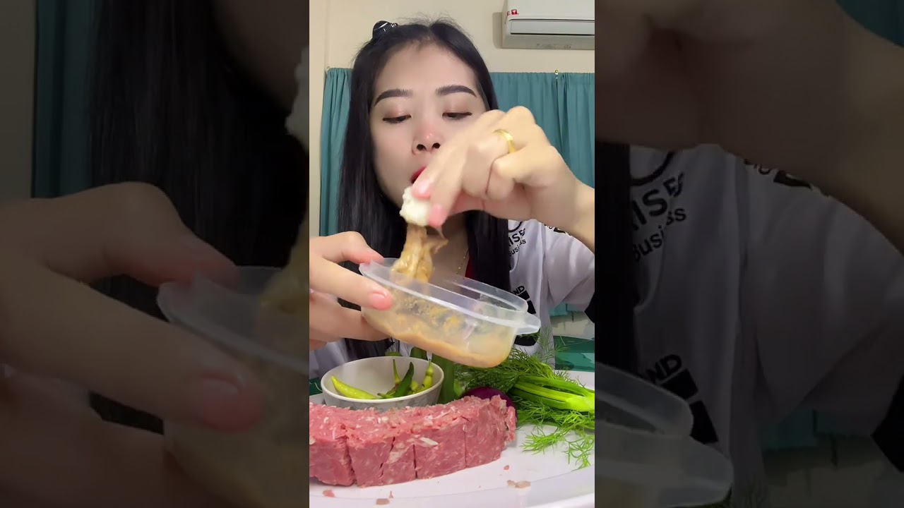 ส้มเนื้อวัวแซ่บบักคัก