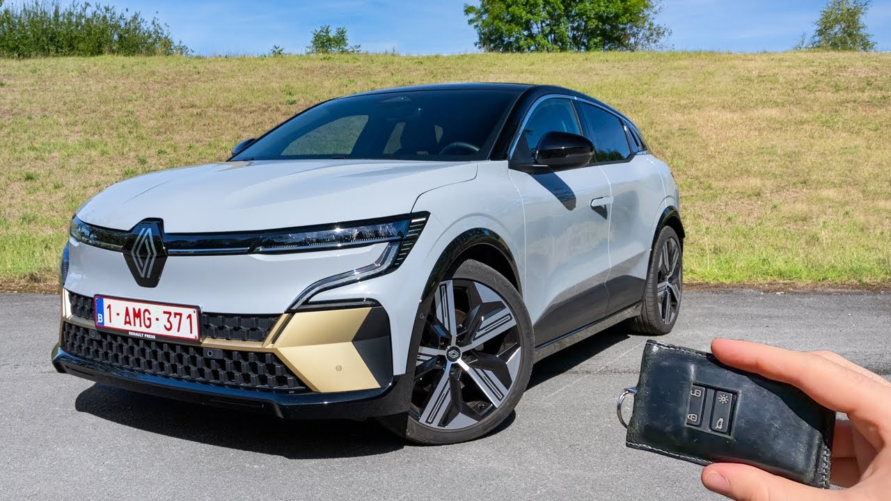 Renault Megane E-Tech Electric 2023, Exterior & interior walkaround, Visual review