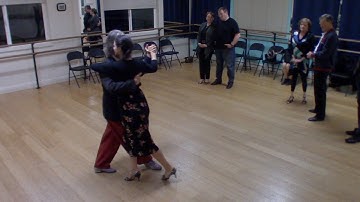 Argentine Tango beginner class with Miranda: walking
