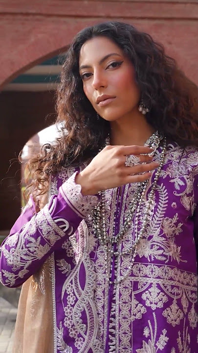 Rang Manch Luxury Law Collection SS'23