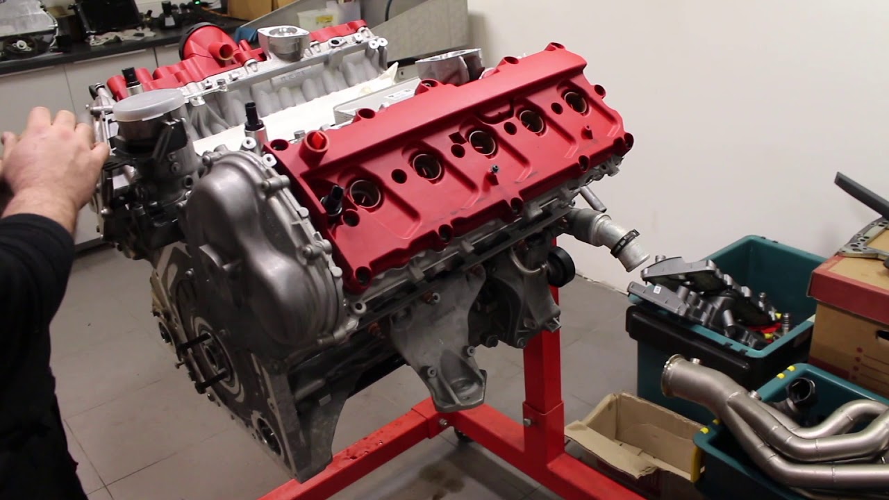 KSF visite, moteur R8 v10 biturbo, RS3 ,R8 , S3 , RS4 - YouTube