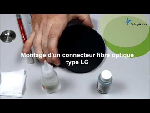 Raccordement d'un connecteur fibre optique