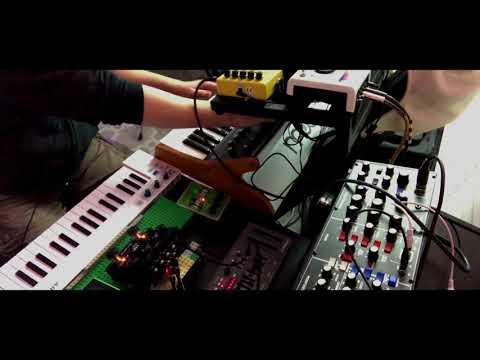 Otto Model D (Behringer Model D, Ottobit Jr, Tr-8, Sub37, Juno 6)