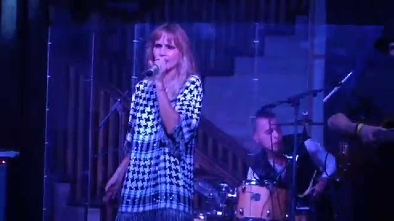 Глюк'oZa - Бьет по глазам ( cover Тотал) / Villa Zималеto / Санкт ...