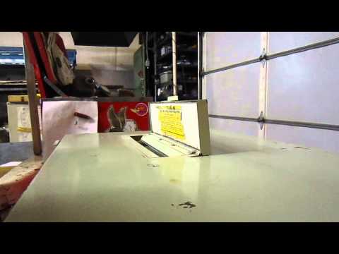 Paper shredder/ disintegrator