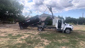 Local dumpster rental service in Prosper Tx @junkqueentx