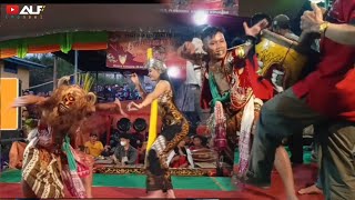 Penari Topeng Kebogiro Kesurupan Simbah Latar - Lengger Ita Gonel [ LESTARI RUKUN BUDOYO ]