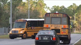 St. Johns County teachers protesting current wages