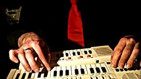 MIKROWELLE - Das Model