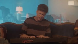 Blake Rose - Rest of Us (Live Session) [Official Video] chords