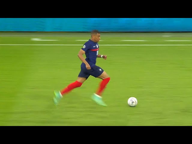 When Kylian Mbappé Hits TOP SPEED class=