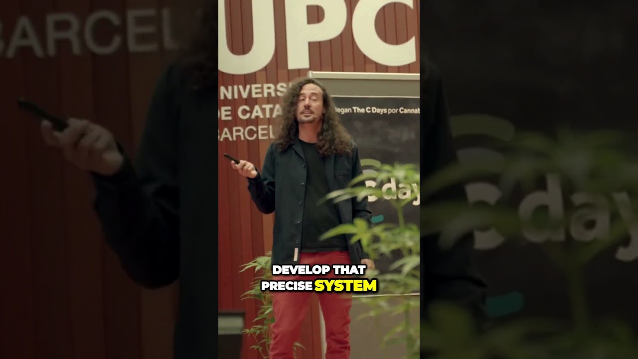 💡Revolutionary Cannabis Analysis: Identifies Cannabinoids & Strain Classification in a portable way