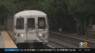 Subway rider dragged to death at Brooklyn station