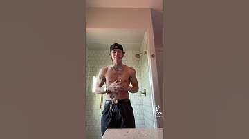 vinnie hacker NEW SHIRTLESS tiktok