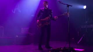 Miles Kane - Cry On My Guitar live @ La Belle Électrique (Grenoble / France)