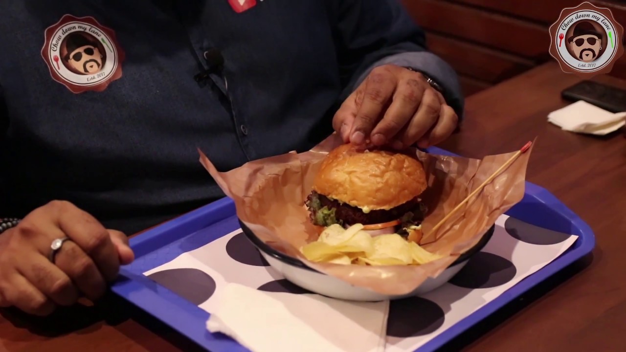 BURGER || Indigo Burger Project || Pune Food | Chow down my lane