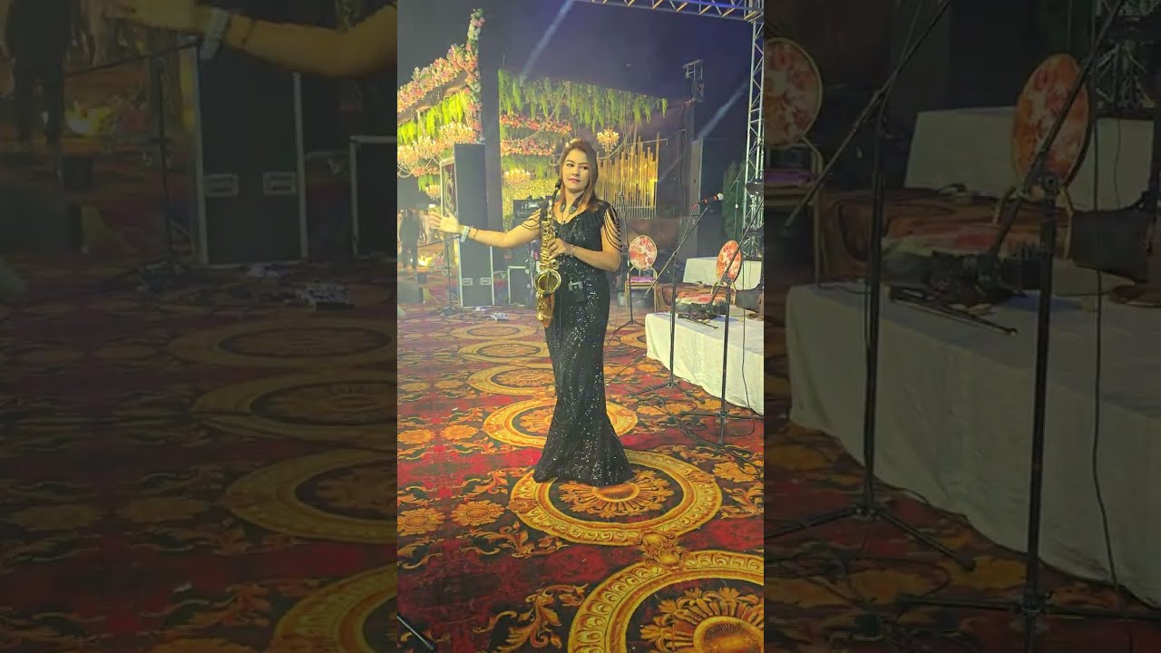 Lipika New Saxophone Song | Dhak Dhak Karne Laga ~ Beta | Saxophonist Lipika Samanta | Bikash Studio