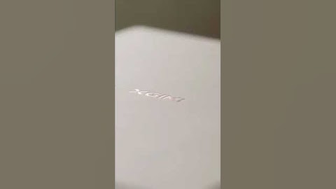 In short? Bigger distance = bigger screen. 🧠📽️