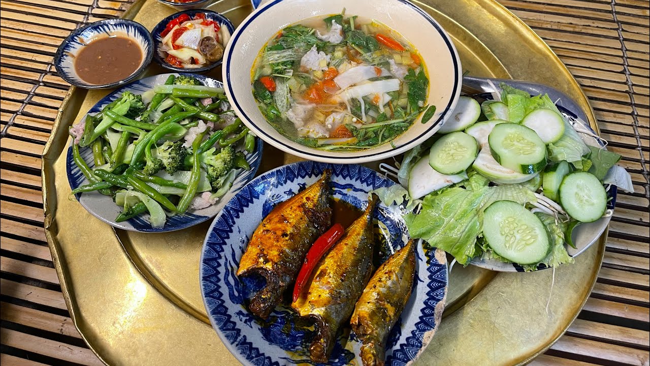 Cơm bao cấp bao ngon- Tuy Hoà BẢN SẮC TÂY NGUYÊN