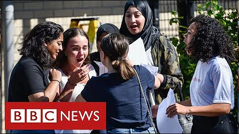 Row over “unfair” school exam results brewing across UK - BBC News - DayDayNews