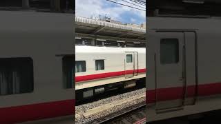 珍しいJR東日本の在来線のドクターカー(多分)大宮駅にて