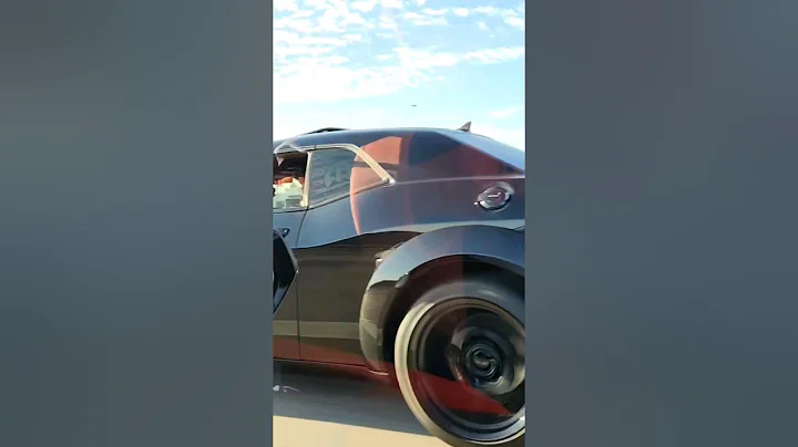 the New C8 ZO6 Corvette is no match for a Hellcat 👀