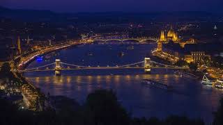 Nighttime river traffic in Budapest / Timelapse video az éjszakai hajósforgalomról Budapesten