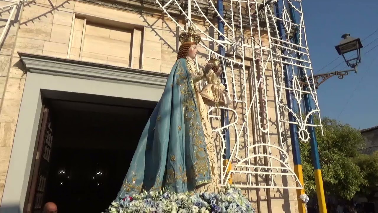 Filogaso l'uscita della Madonna del Monte Carmelo