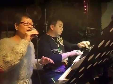 張太-自己人(徐小鳳)Simon祥哥 伴奏