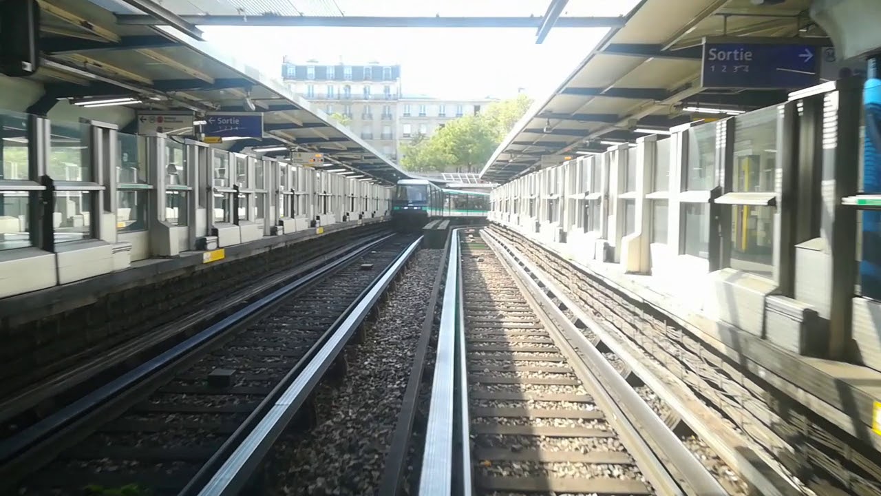 [Front View] Métro de Paris Ligne 1 Château de Vincennes - La Défense MP 05