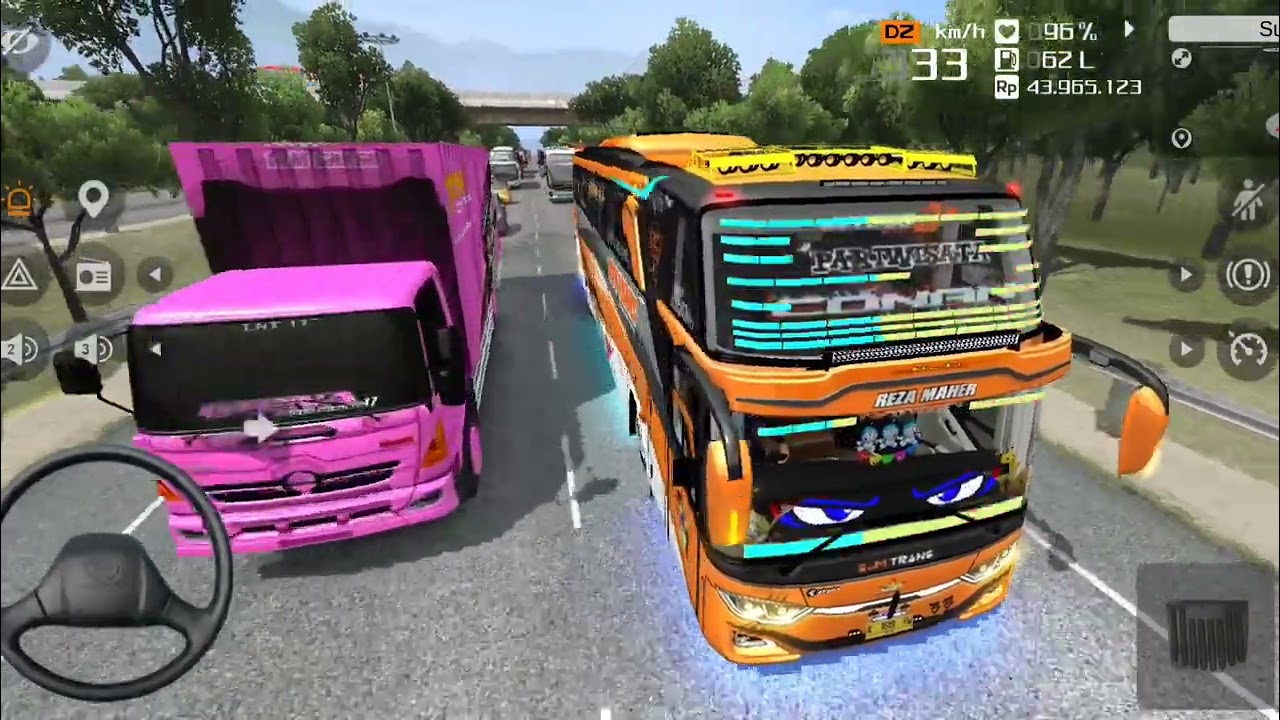 Bus Pariwisata Conan SJM Trans Bawa Pemain Real Madrid Liburan Ke Yogyakarta Telolet Basuri 