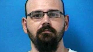Manhunt for "armed and dangerous" gunman in Tennessee intensifies
