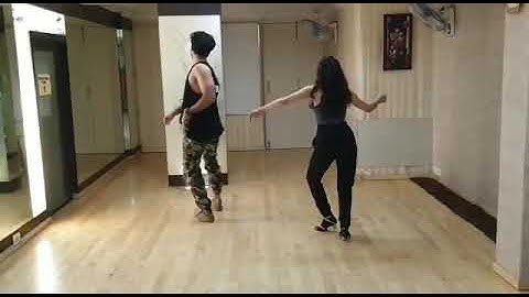 Salsa footwork by Nakul & Sharvari
