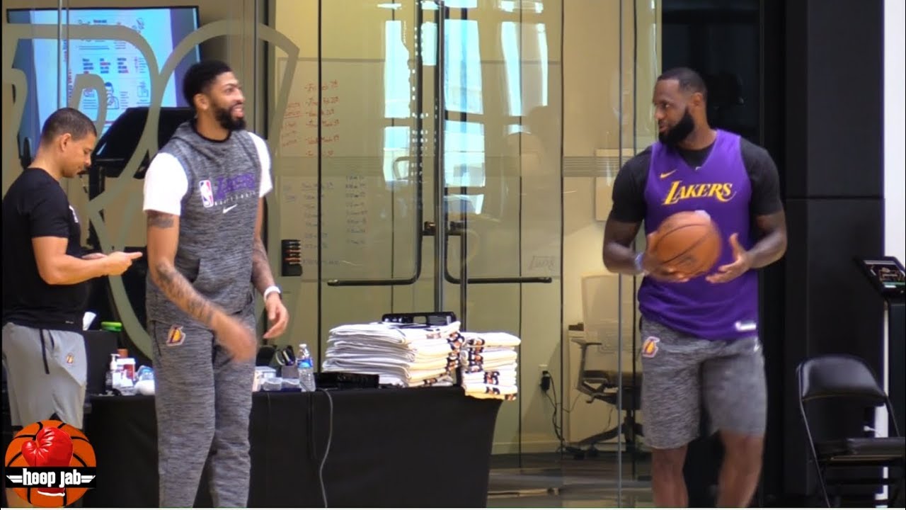 LeBron James & Anthony Davis At Lakers Practice Working Out On AD's Birthday. HoopJab NBA