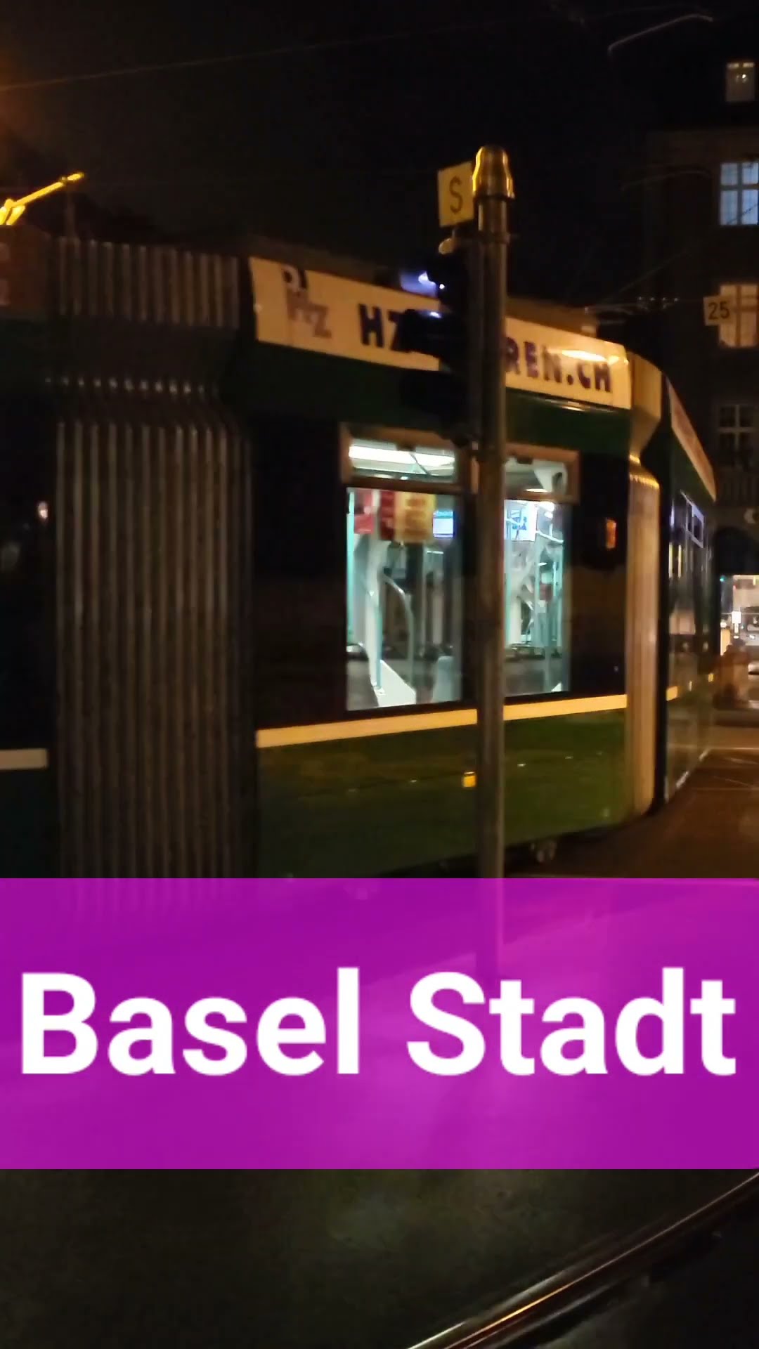 Strassenbahn beim Basel Badischer Bahnhof, Stadt Basel, Schweiz 2023 ...