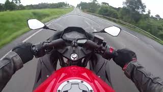 Rio Grande do sul de Ninja 300 com 2 harleys