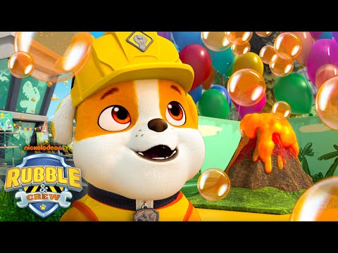 Rubble Bow Wow Builds a Volcano for the Science Fair! 🌋 | Rubble & Crew