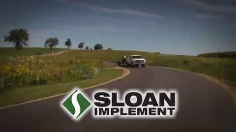 Assumption, IL: Bachelor in Paradise Selects John Deere 1025R Compact Tractor