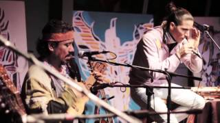 Video thumbnail of "Vivir la Vida. Disco "Abre tus Alas". FlorEsencia en Vivo Sala Master"