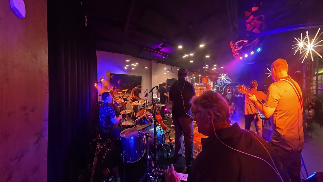 JMB live at Mocama - Cornered