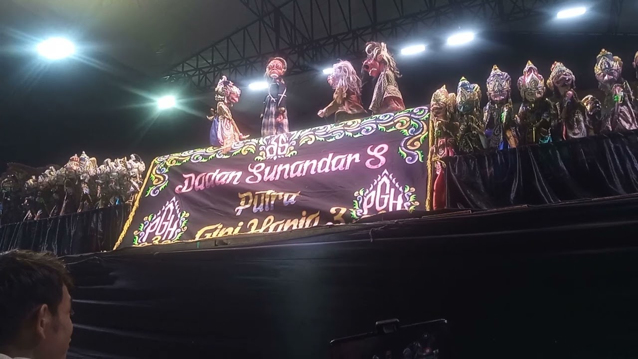 geuroa,an batur batur 🤣🤣boros bes jeng bari jeng gede ambek#crbktea #wayanggolek 